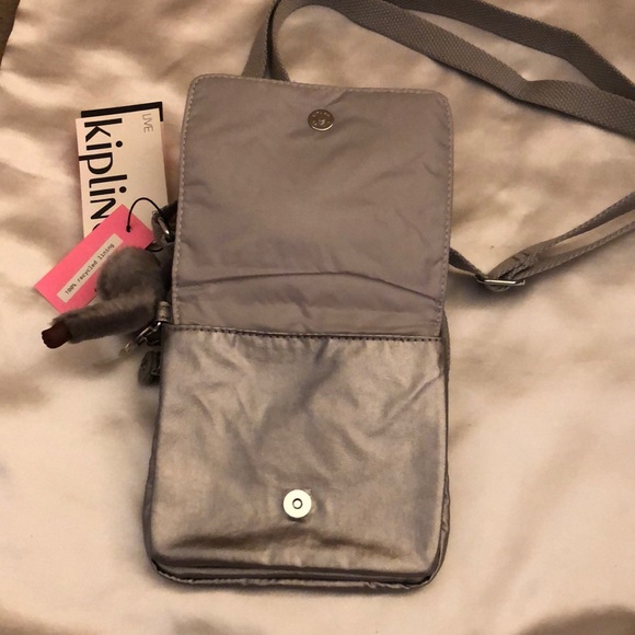 Kipling NWELDORADO Smooth Silver Metallic Crossbody With Monkey Key Chain NWT - Picture 13 of 16